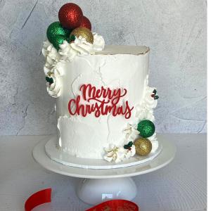 Christmas Bauble Cake