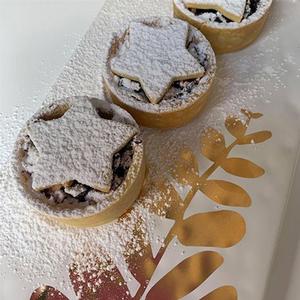 Apple and Cranberry Fruit Tarts